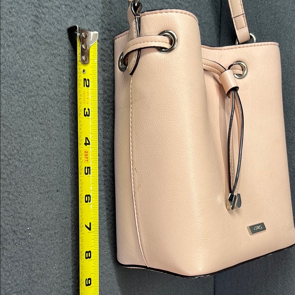 Chaps Pink Beige Crossbody Bucket Bag - Picture 15 of 16